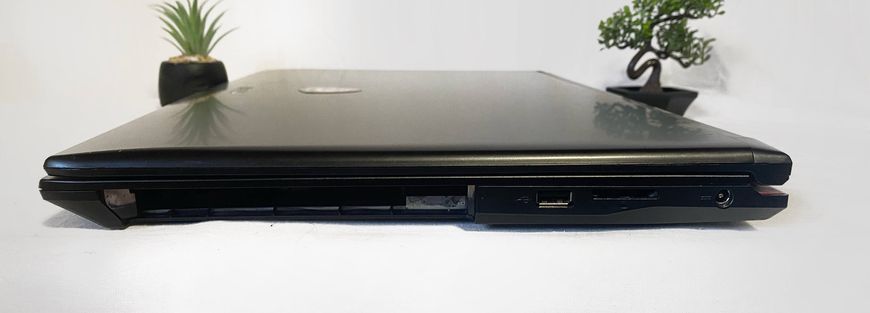 Ноутбук MSI MS-1799 1-0001 фото