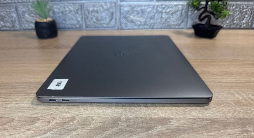Ноутбук MacBook Pro 2018 / 13" / i5 / 8-256  1-0066 фото