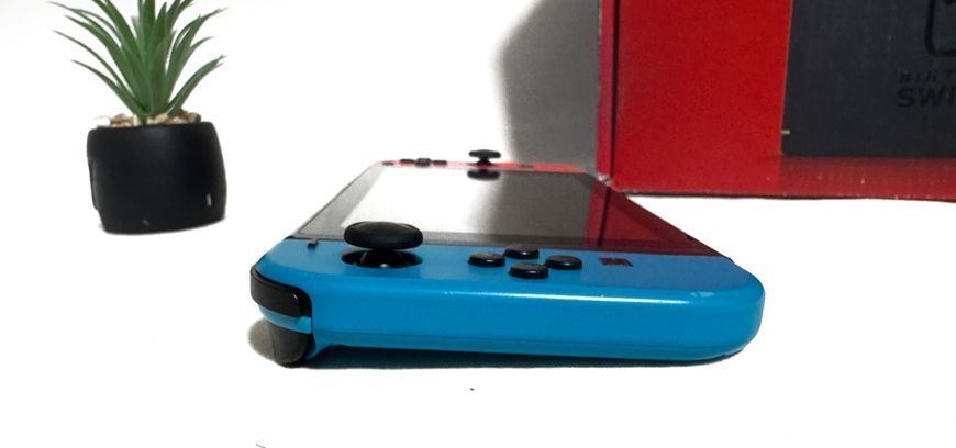 Портативна консоль Nintendo Switch V2 32GB + 128GB sd card 2-0002 фото