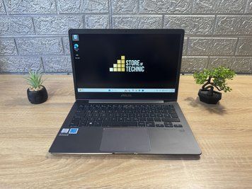 Ноутбук Asus 13.3" Full HD / i5-8265u / MX150 2GB / 8-500 1-0074 фото