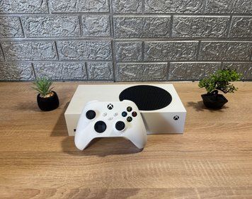 Ігрова консоль Xbox Series S 2-0031 фото