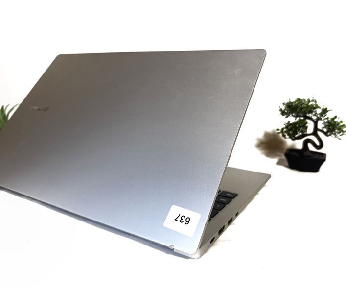 Ноутбук Samsung 15.6" Full HD / i3-1115G4 / 8-500 1-0019 фото