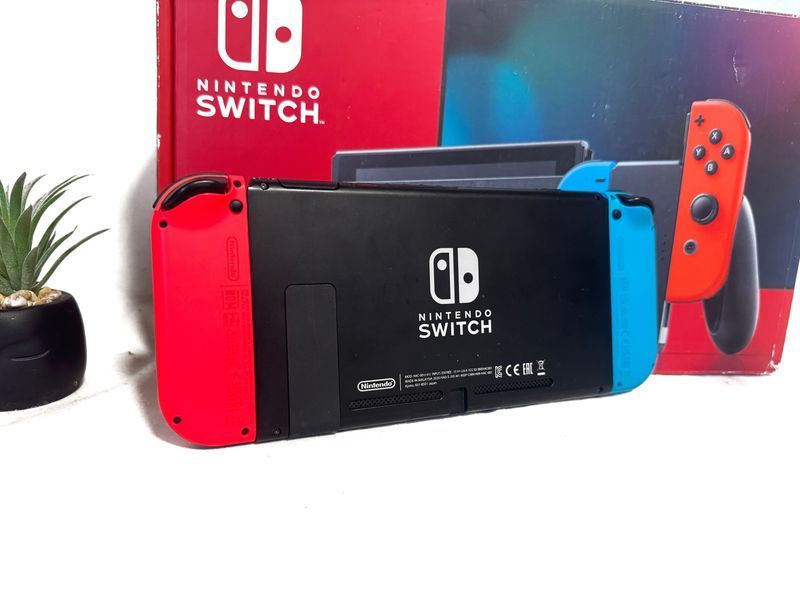 Портативна консоль Nintendo Switch V2 32GB + 128GB sd card 2-0018 фото