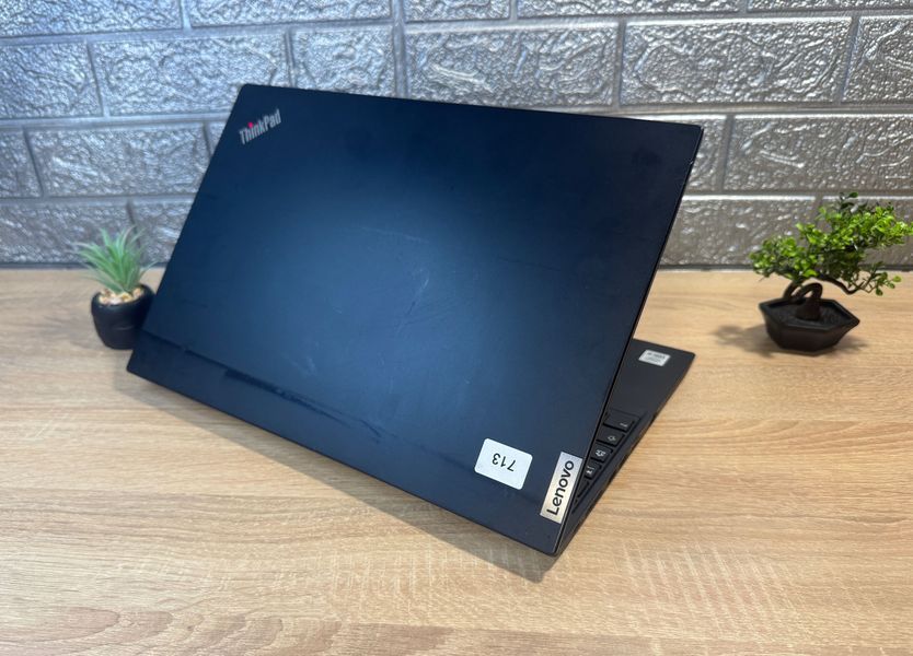 Ноутбук Lenovo 15.6" FHD / i5-10210u / UHD graphics / 8-256 1-0078 фото