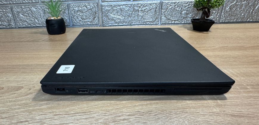 Ноутбук Lenovo 14" FHD / i5-7300u / HD graphics / 8-256 1-0080 фото