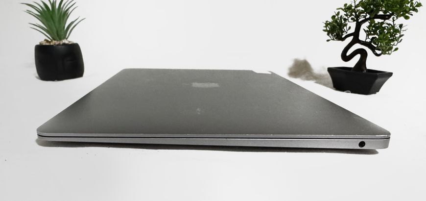 Ноутбук MacBook Air 2020 / 13" / i3 / 8-256 1-0025 фото