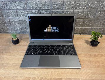 Ноутбук PEAQ 15.6" FHD / i7-7560u / 8-256 1-0083 фото