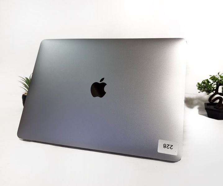 Ноутбук MacBook Air 2020 / 13" / i3 / 8-256  1-0026 фото