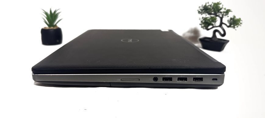 Ноутбук Dell 15.6" 4K / i7-7920HQ / Quadro M2200 / 16-480 1-0050 фото