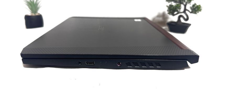 Ноутбук Acer Nitro 17.3" 120HZ / i7-9750H / GTX 1050 / 16-512 1-0052 фото