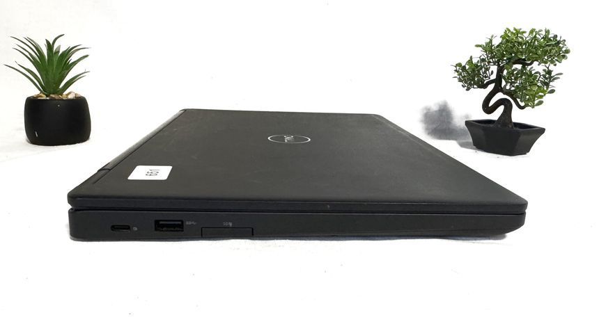 Ноутбук Dell 5490 / 14" HD / i5 - 8350u / 8-256 1-0058 фото