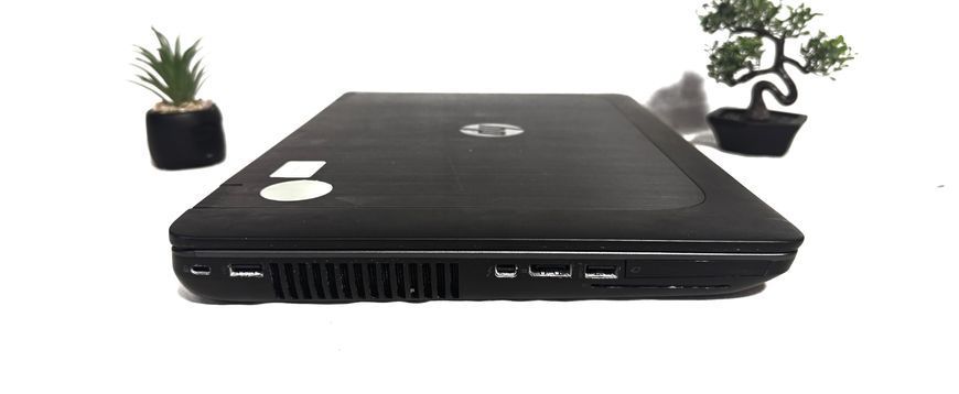 Ноутбук HP zbook 15.6" FHD / i7-4810MQ / Quadro 2GB / 16-256 1-0059 фото